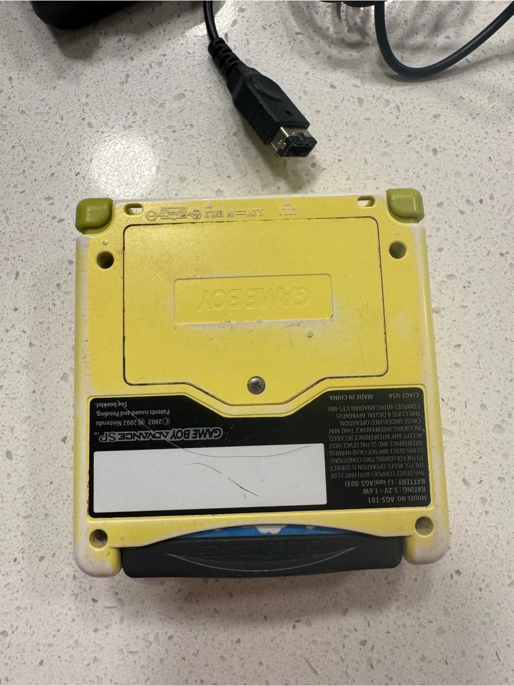 Nintendo SpongeBob Limited-Edition Game Boy Advance SP - Yellow *make an offer*